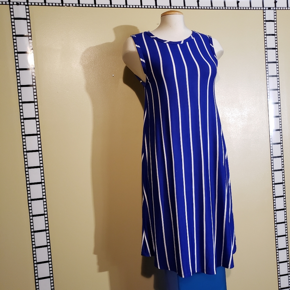Pinc brand summer dress.